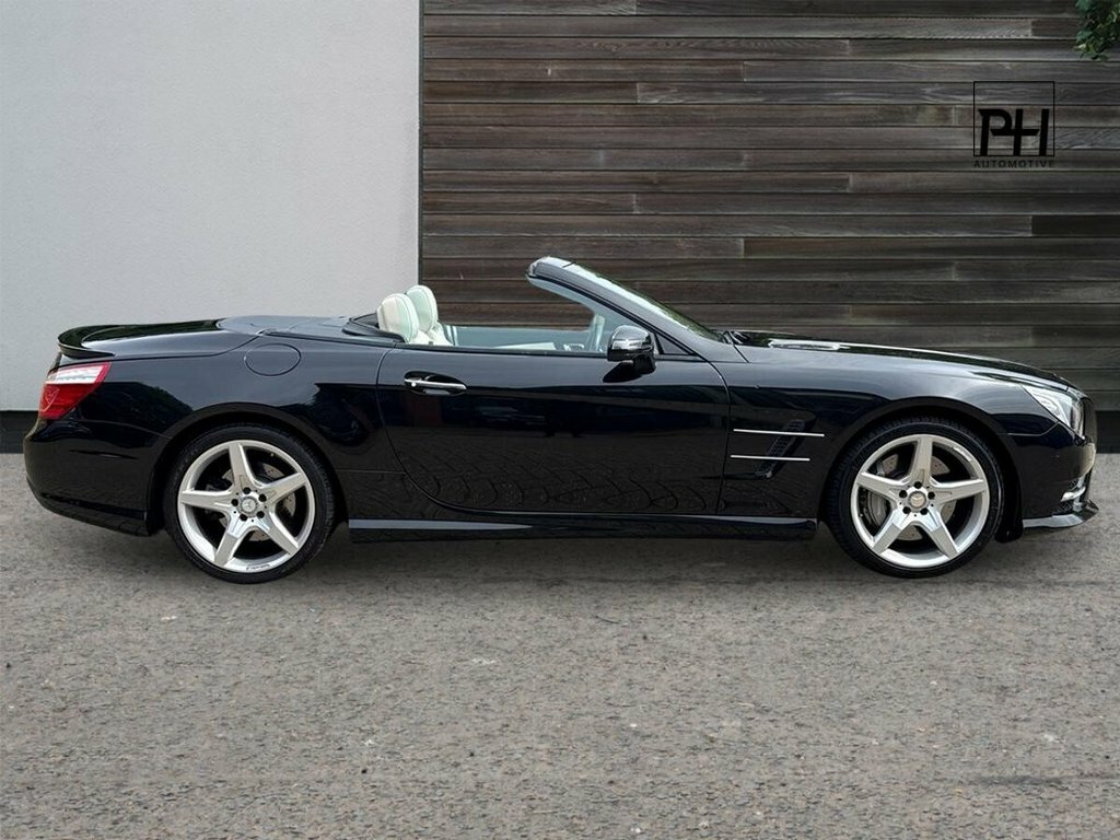 Mercedes-Benz SL Class 3L Amg Sport Black #4