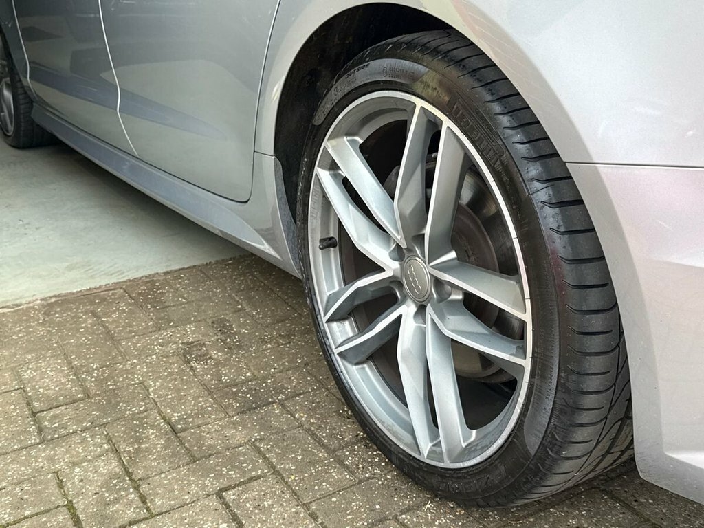 Audi A6 Avant Avant Tdi Quattro Se Executive Black #32