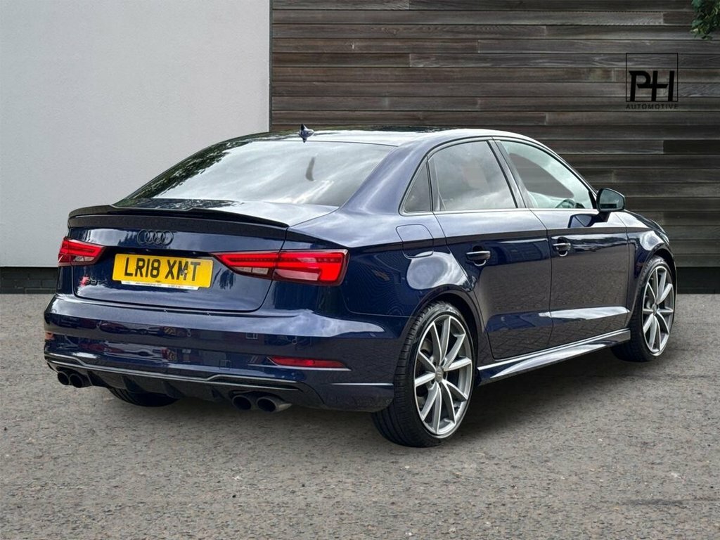 Audi S3 2L Black Edition Blue #3