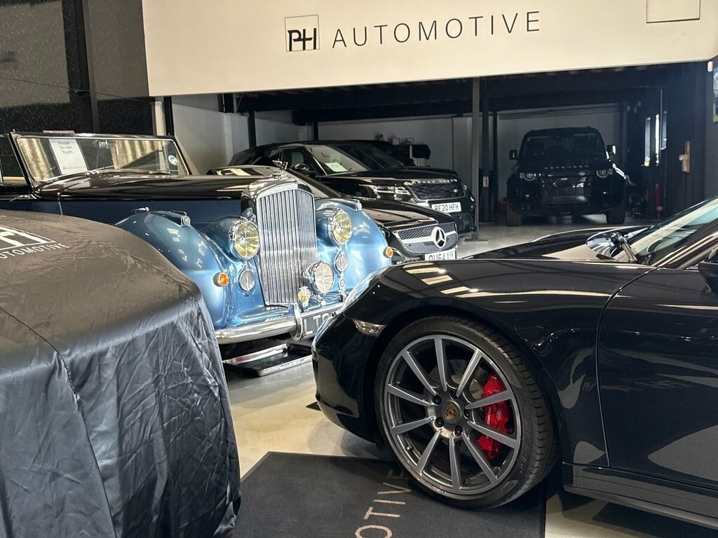 Porsche 911 2dr Pdk Grey #51