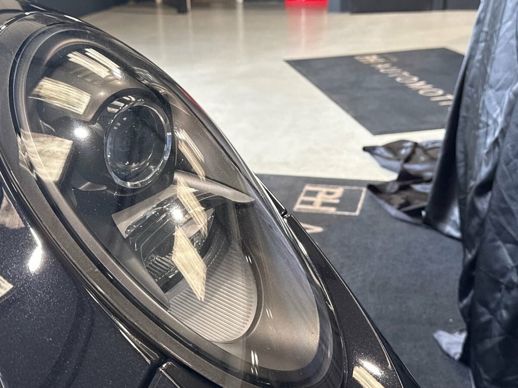 Porsche 911 2dr Pdk Grey #24