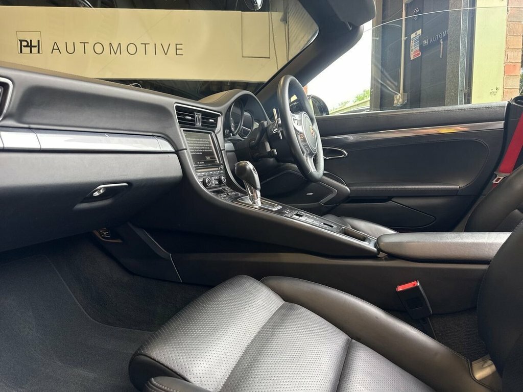 Porsche 911 2dr Pdk Grey #39