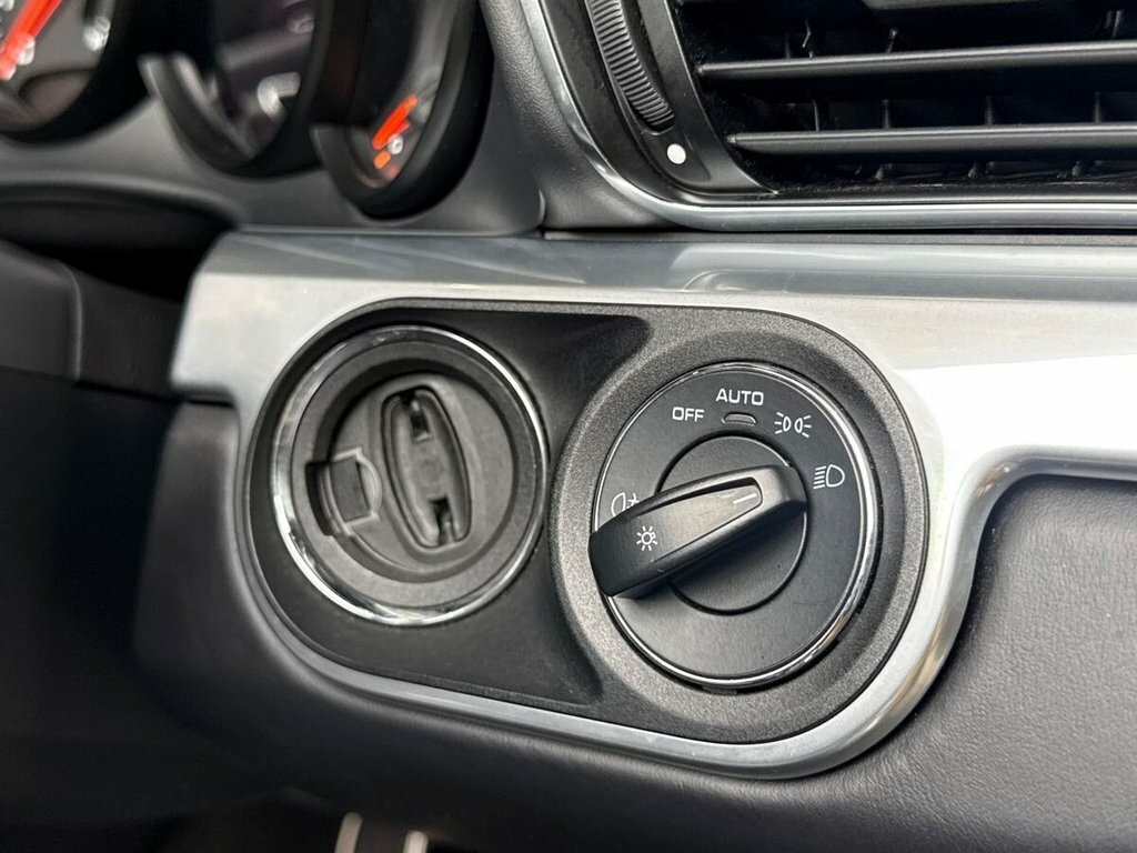 Porsche 911 2dr Pdk Grey #30