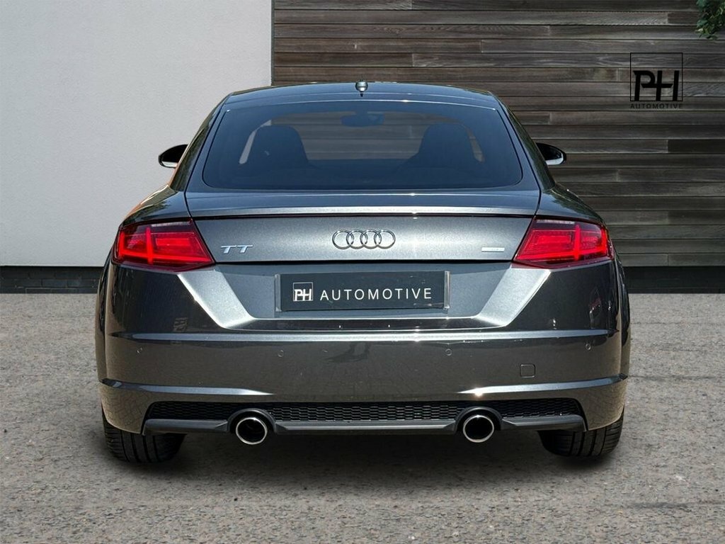 Audi TT 2L Black Edition Grey #5
