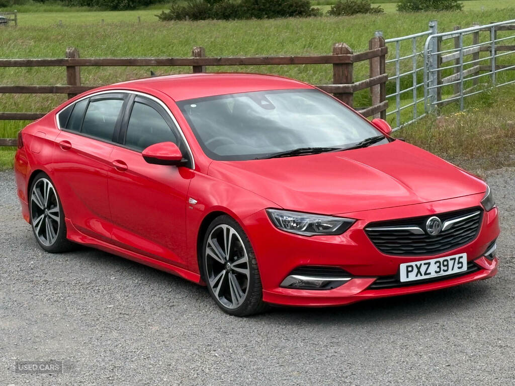 Vauxhall Insignia 2.0 Turbo D Sri Vx-line Nav Red