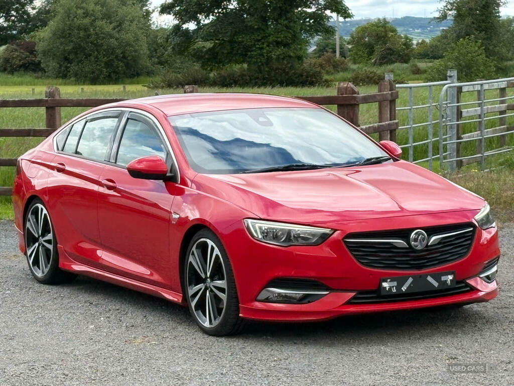 Vauxhall Insignia  White #1