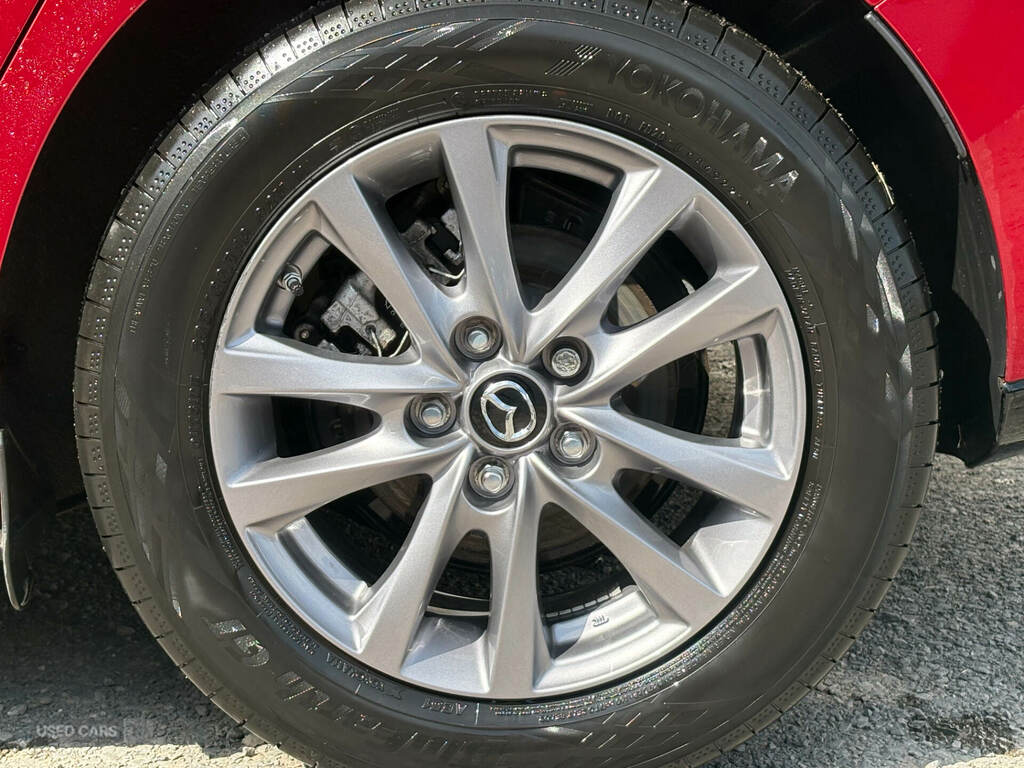Mazda 3 2.0 E-skyactiv G Mhev Se-l Lux HSZ3878 Red #5