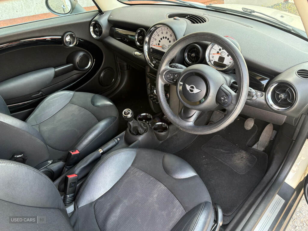 Mini Hatch 1.6 Cooper D Suv Euro 5 S S 1 Blue #2