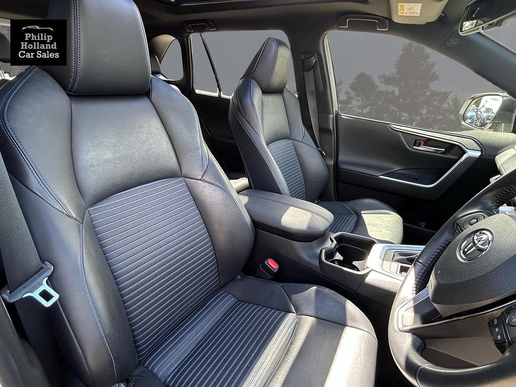 Toyota Rav 4 Suv White #6