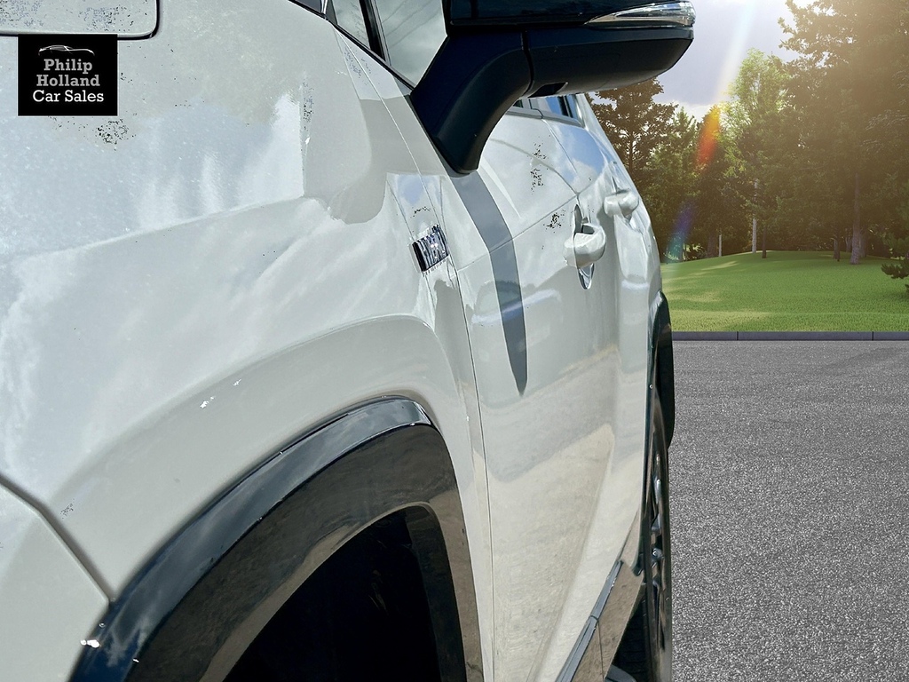 Toyota Rav 4 Suv White #2