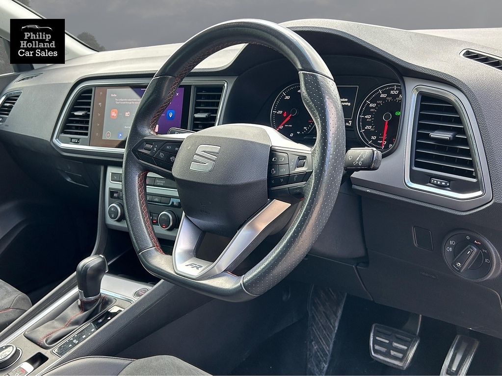 Seat Ateca Suv White #5