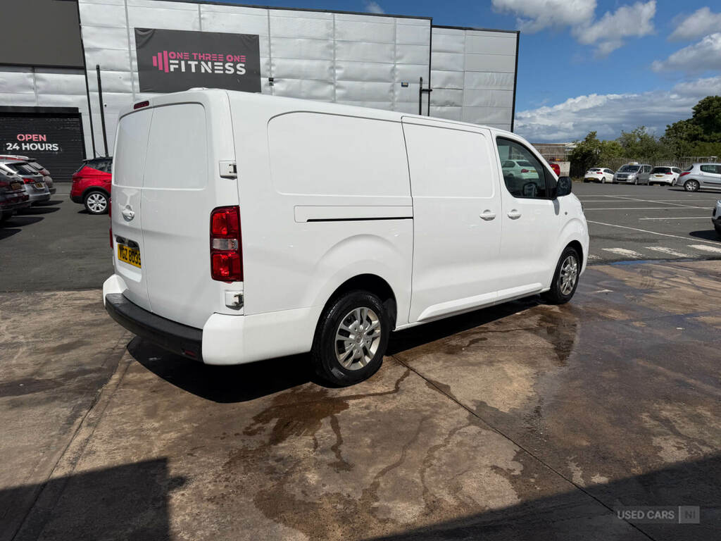 Vauxhall Vivaro 3100 2.0D 145Ps Sportive H1 Van White #6