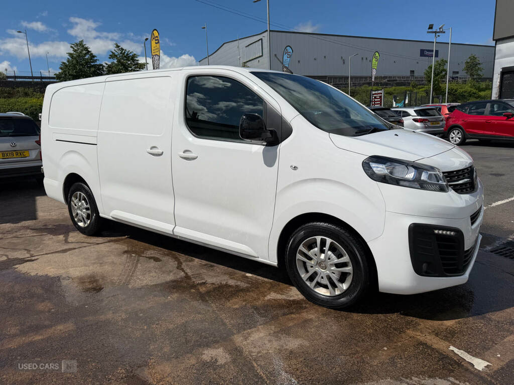 Vauxhall Vivaro 3100 2.0D 145Ps Sportive H1 Van White #3