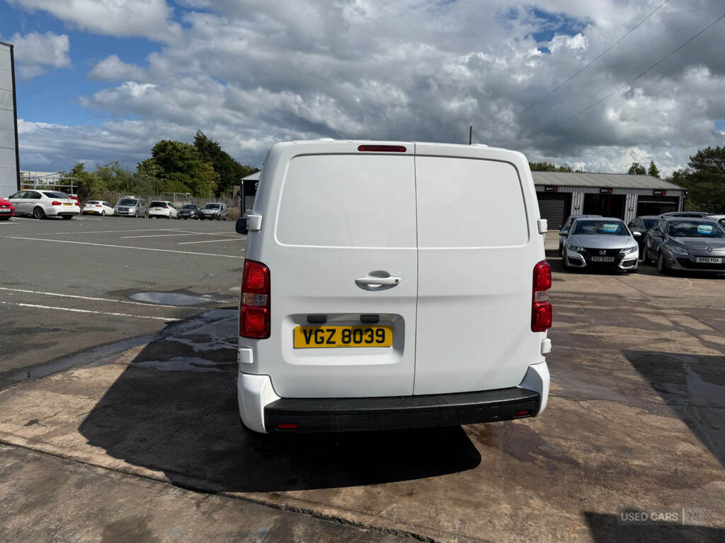 Vauxhall Vivaro 3100 2.0D 145Ps Sportive H1 Van White #5