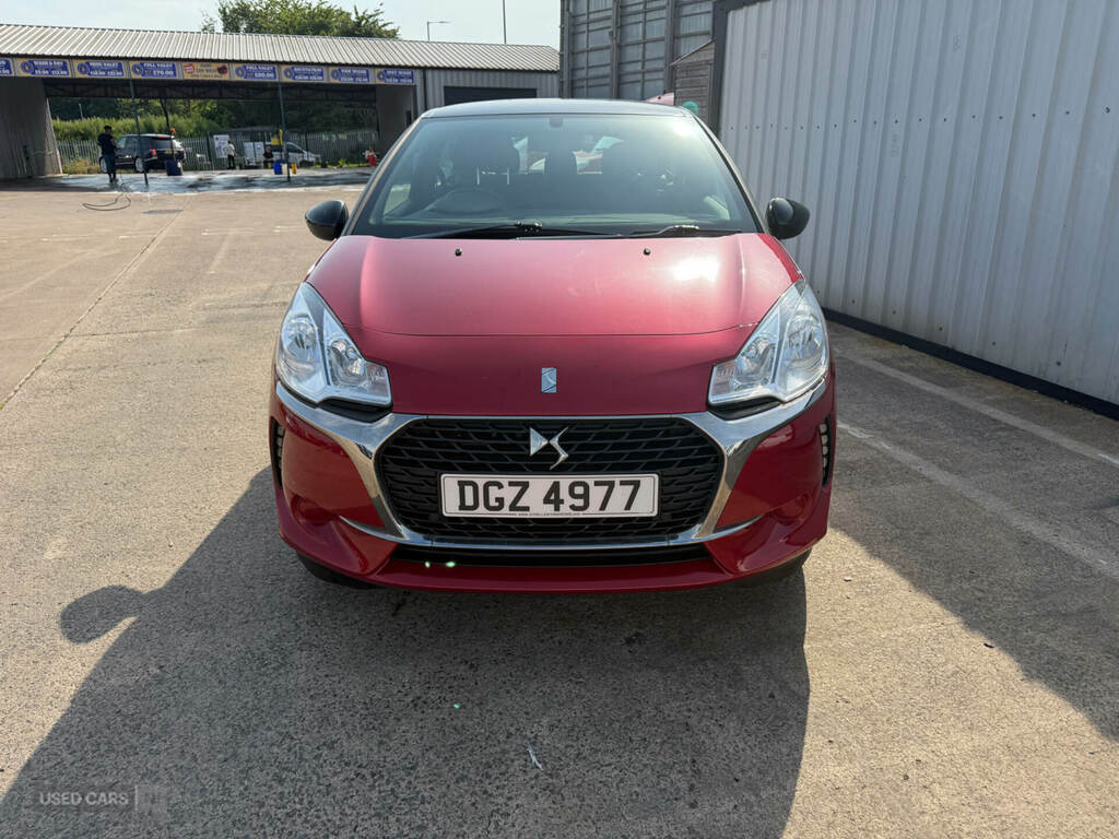 DS DS 3 1.2 Puretech 82 Chic Red #3