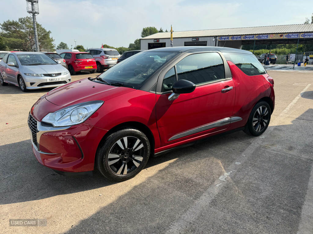 DS DS 3 1.2 Puretech 82 Chic Red #4