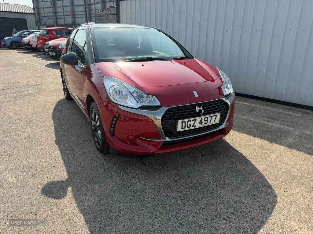 DS DS 3 1.2 Puretech 82 Chic Red