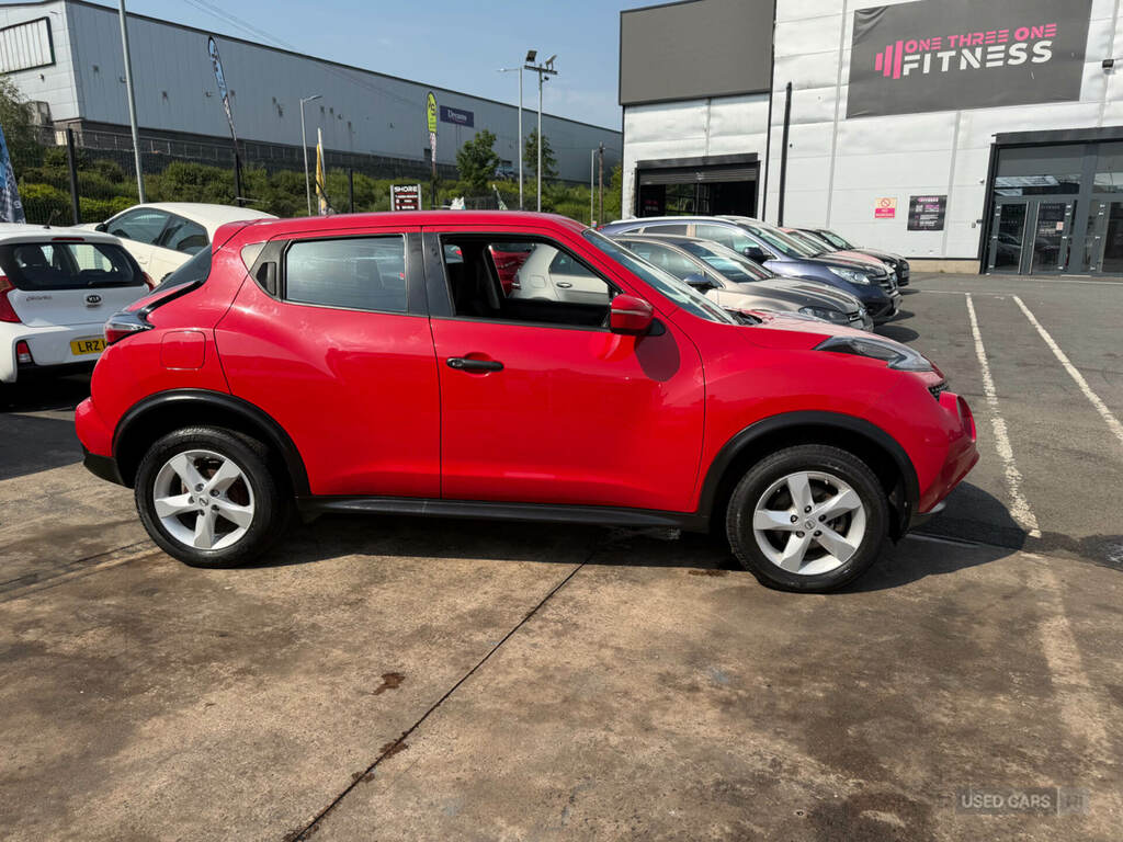 Nissan Juke 1.6 94 Visia Red #3