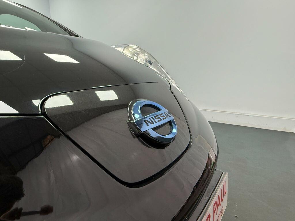 Nissan Leaf Leaf Tekna Red #33