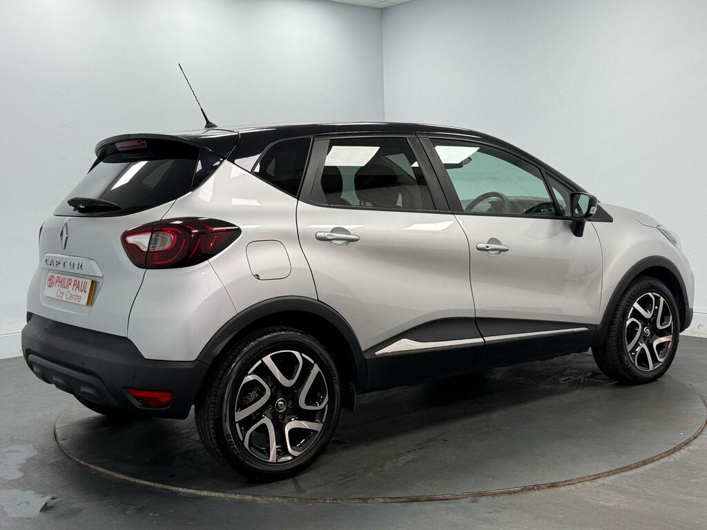 Renault Captur 1.5 Dci 90 Iconic Black #4