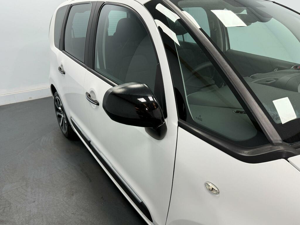 Citroen C3 Picasso 1.6L Platinum Purple #32