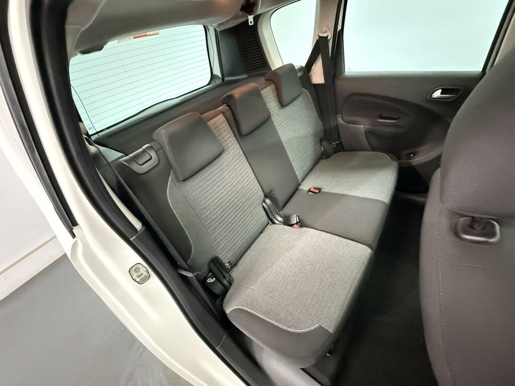 Citroen C3 Picasso 1.6L Platinum Purple #16
