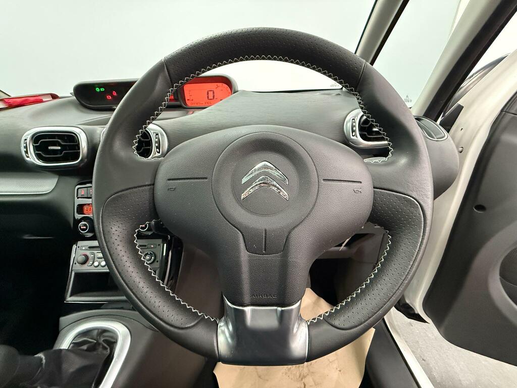 Citroen C3 Picasso 1.6L Platinum Purple #7