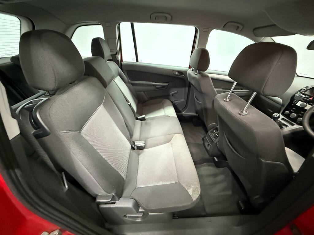 Vauxhall Zafira 1.8I 120 Exclusiv Red #6