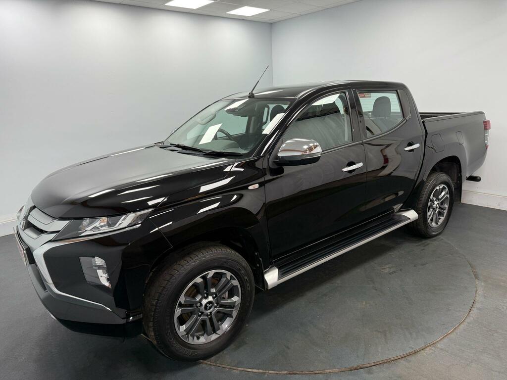 Mitsubishi L200 Black #37
