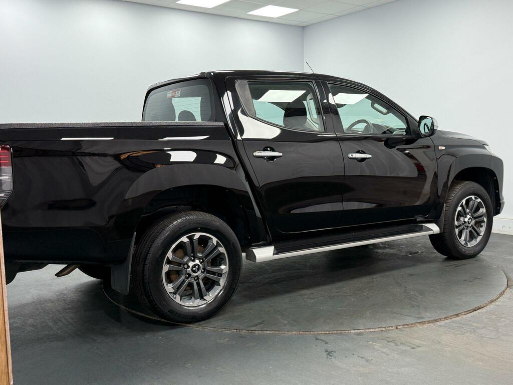 Mitsubishi L200 Double Cab Di-d 150 Trojan 4Wd Black #4