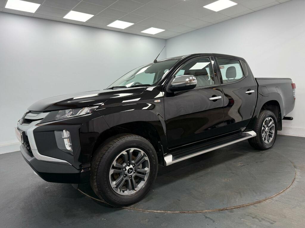 Mitsubishi L200 Black #38