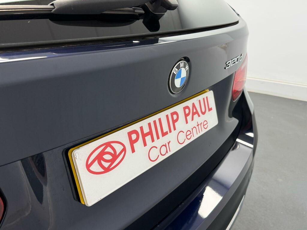 BMW 3 Series 320I Se Saloon Black #43