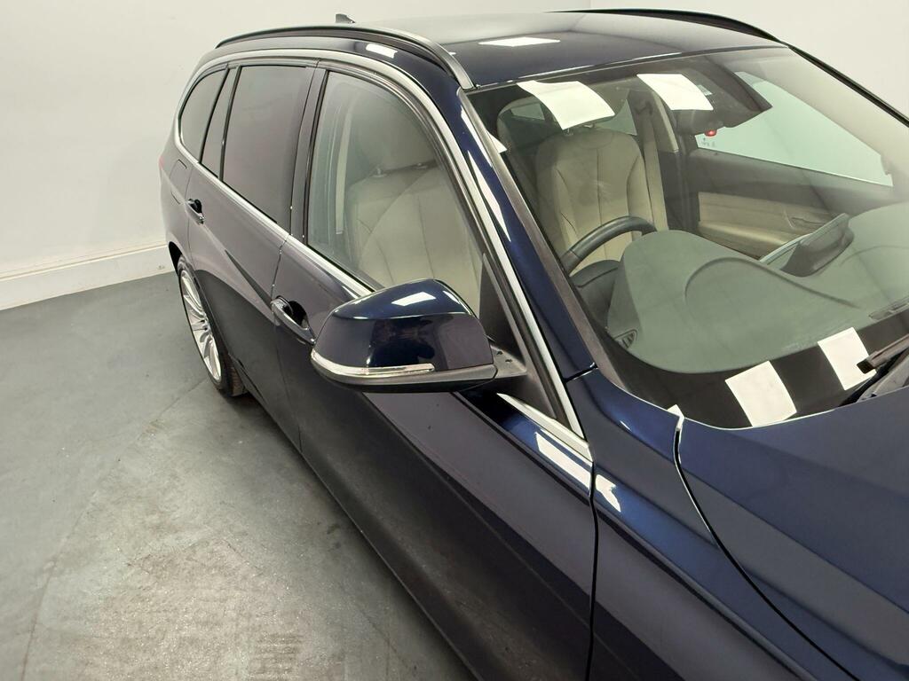 BMW 3 Series 320I Se Saloon Black #36
