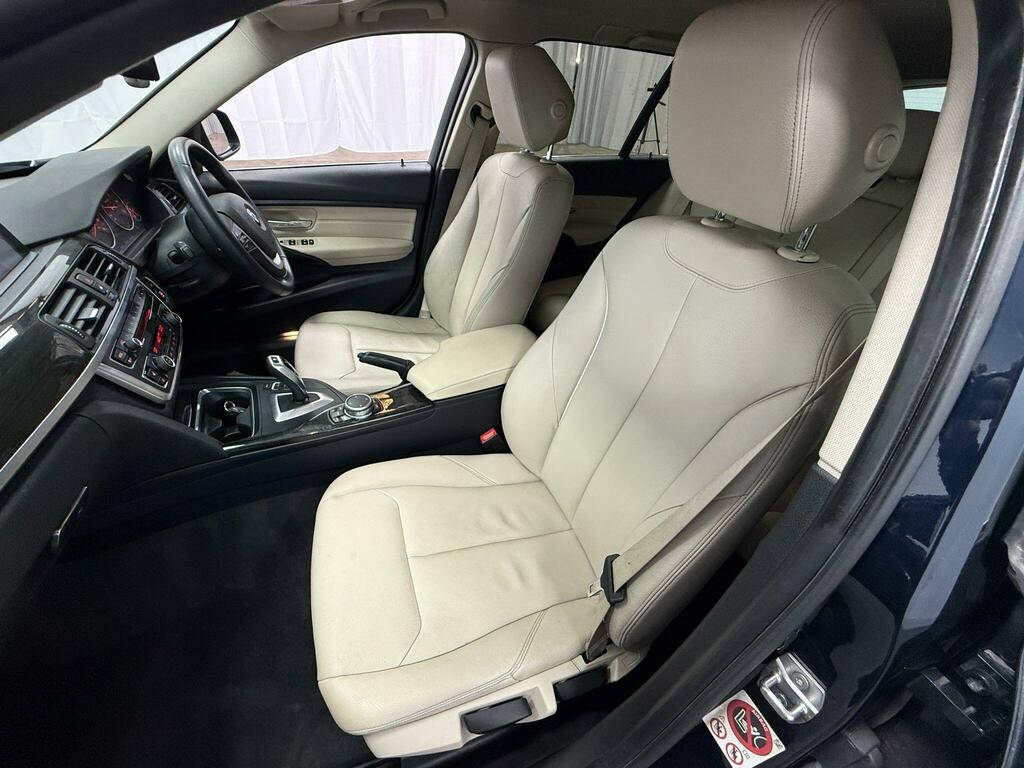 BMW 3 Series 320I Se Saloon Black #26