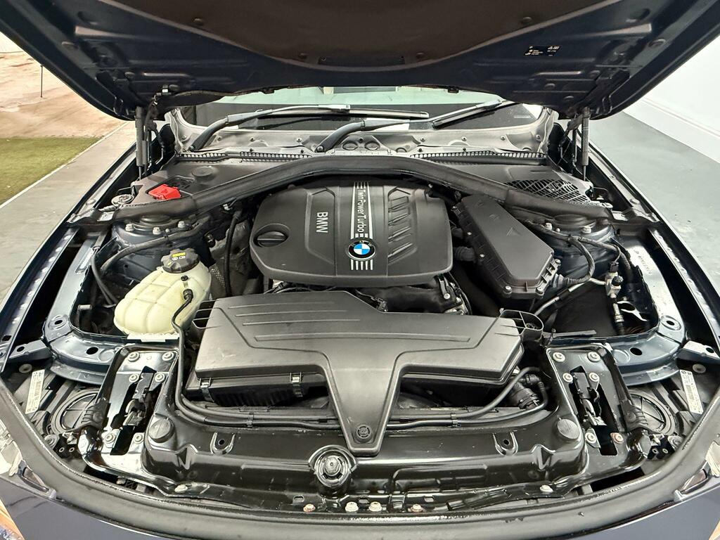 BMW 3 Series 320I Se Saloon Black #29