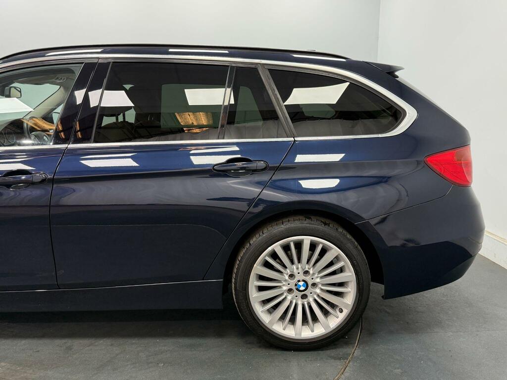 BMW 3 Series 320I Se Saloon Black #41