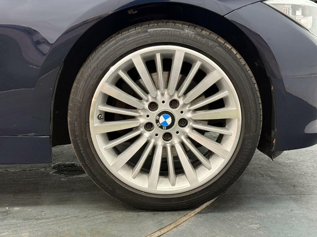 BMW 3 Series 320I Se Saloon Black #48