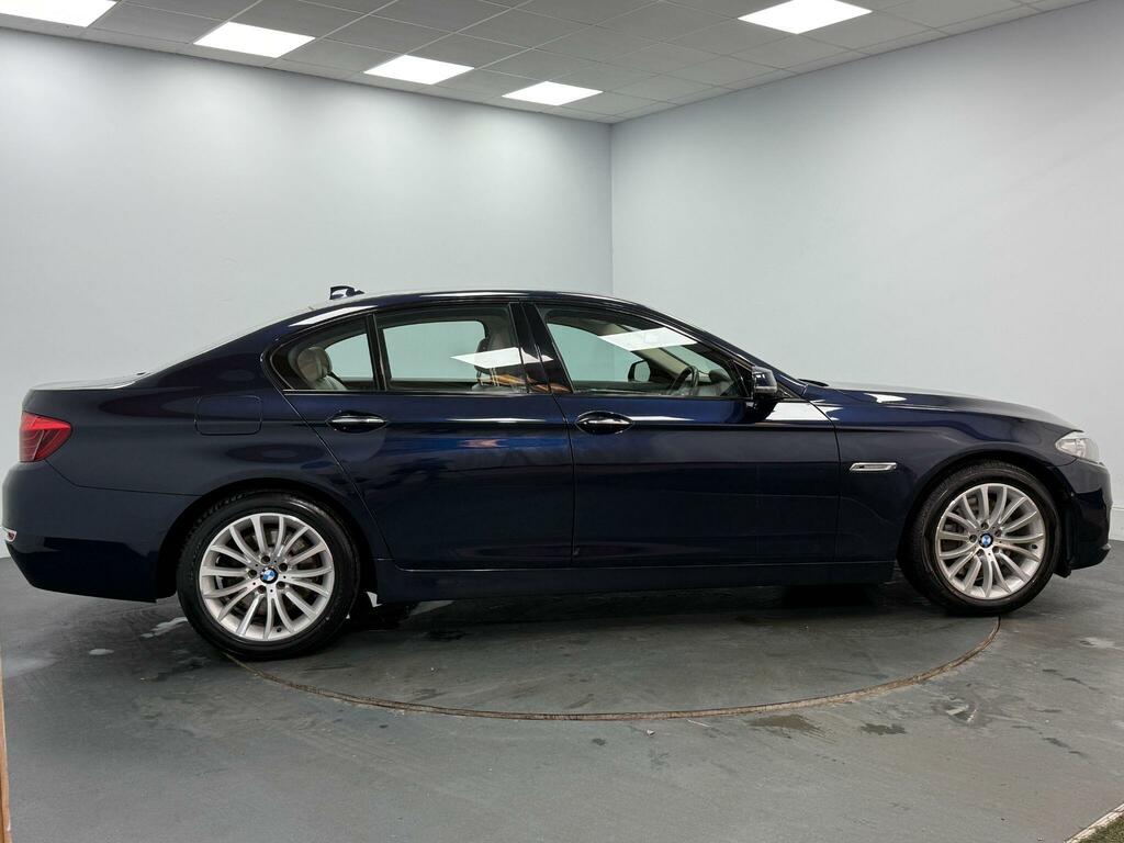BMW 5 Series Black #30