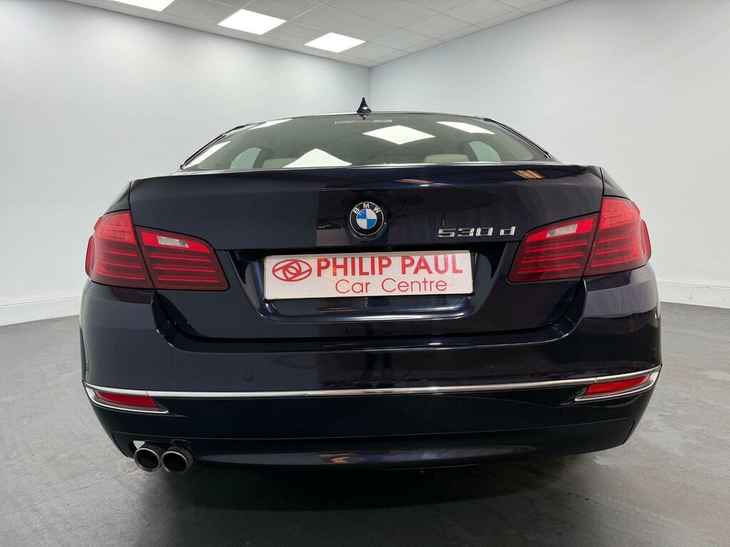 BMW 5 Series Black #43
