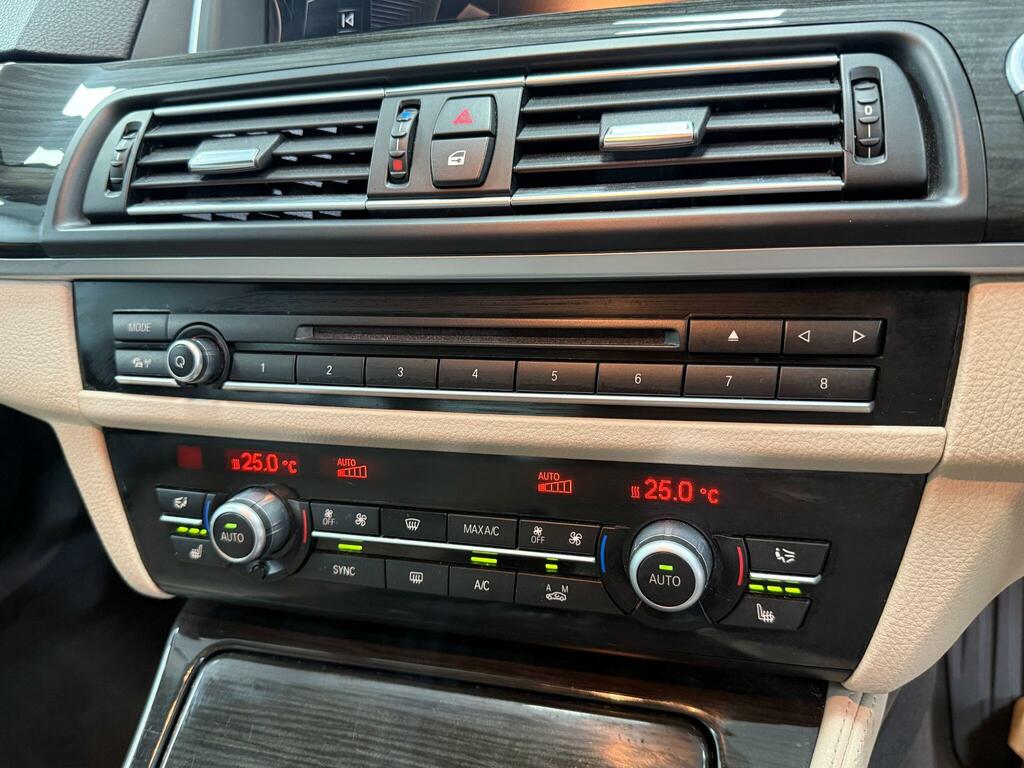 BMW 5 Series Black #14