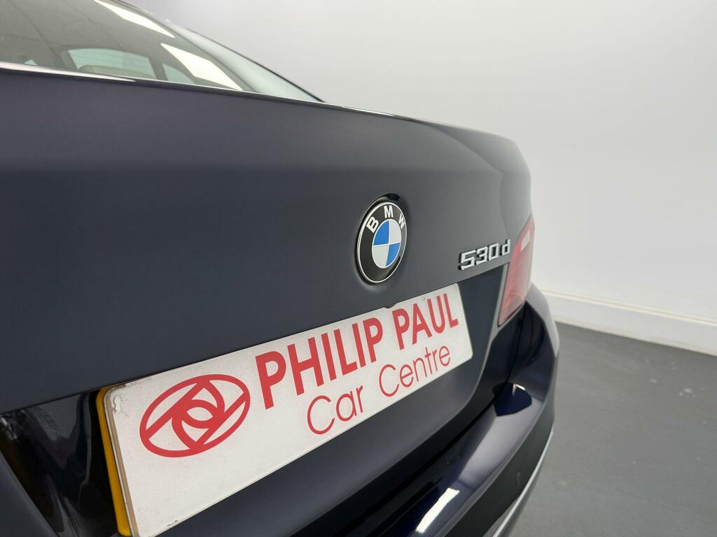 BMW 5 Series Black #41