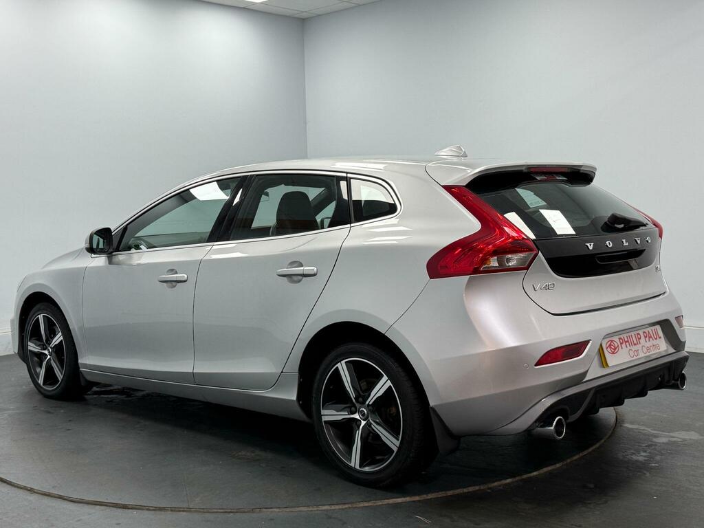 Volvo V40 D4 190 R Design Silver #3