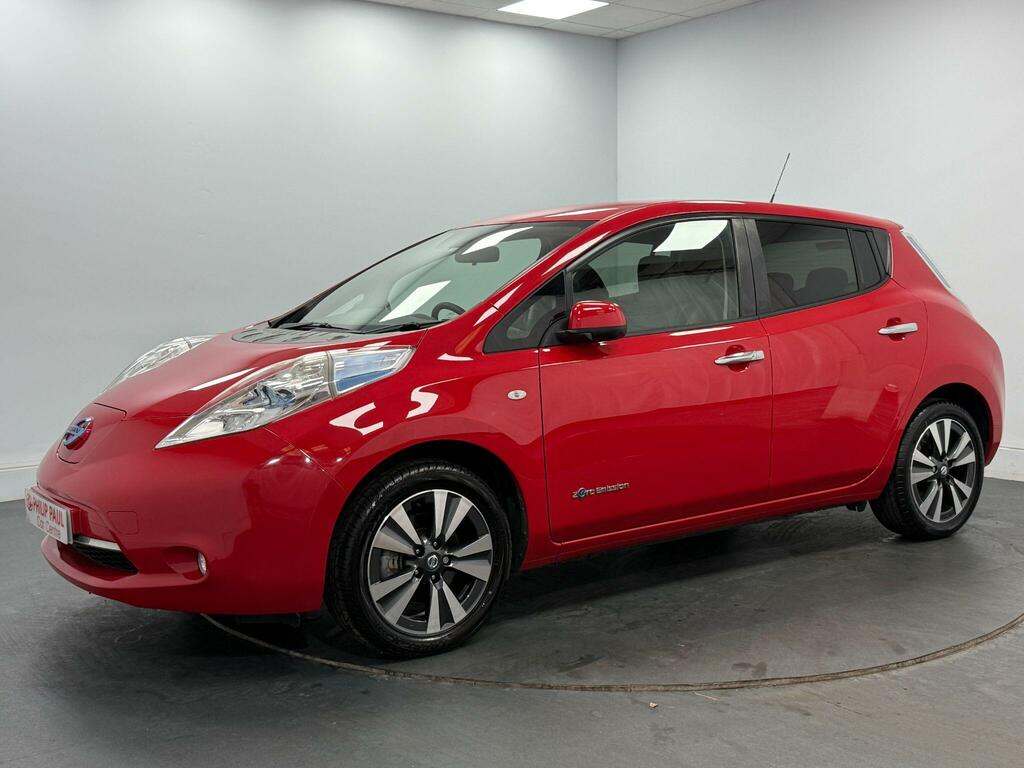 Nissan Leaf 80Kw Tekna 30Kwh Red #2
