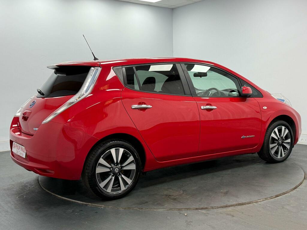 Nissan Leaf 80Kw Tekna 30Kwh Red #4