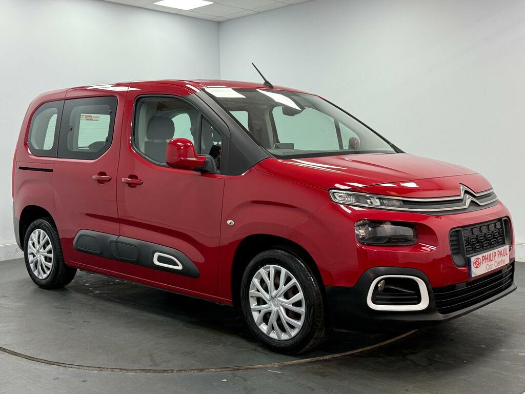 Citroen Berlingo 1.5 Bluehdi 100 Feel M Red