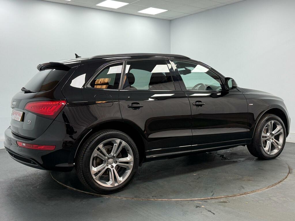 Audi Q5 2.0 Tdi 190 Quattro S Line Plus S Tronic Black #4