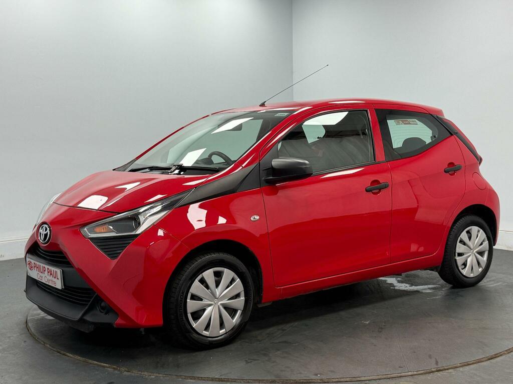 Toyota Aygo 1.0 Vvt-i X Red #2