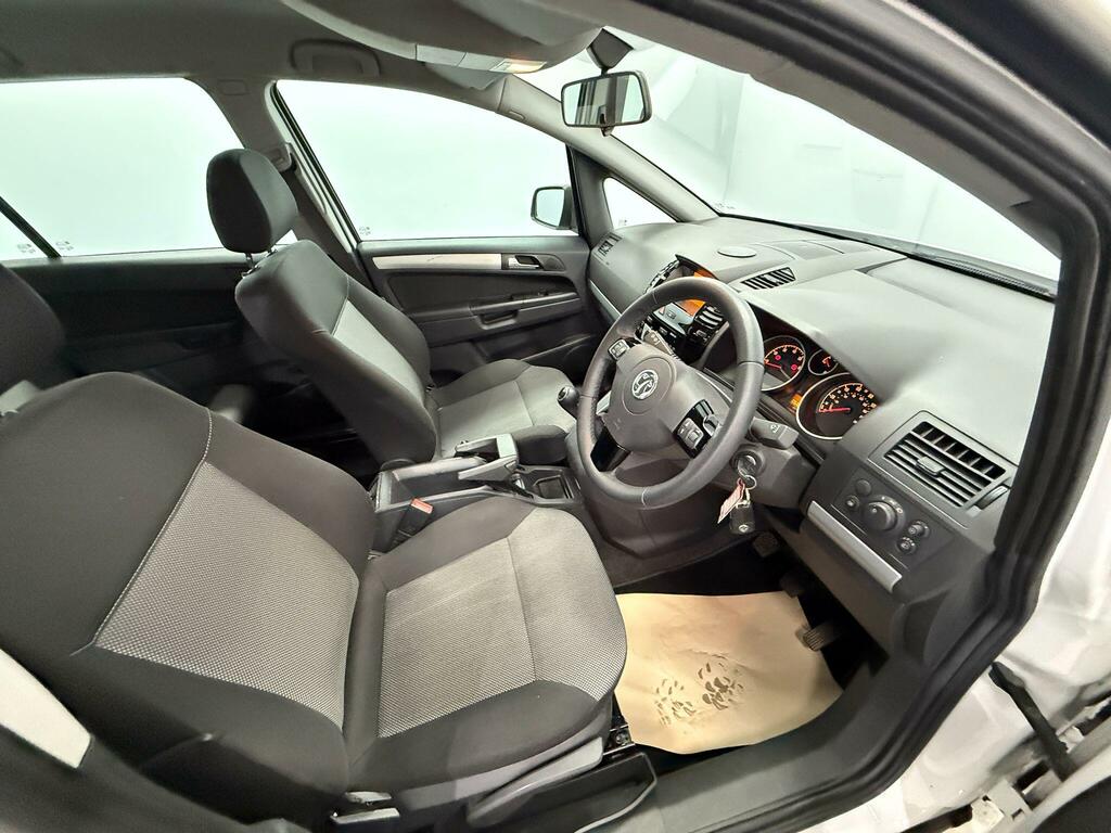 Vauxhall Zafira 1.8I 120 Exclusiv White #5