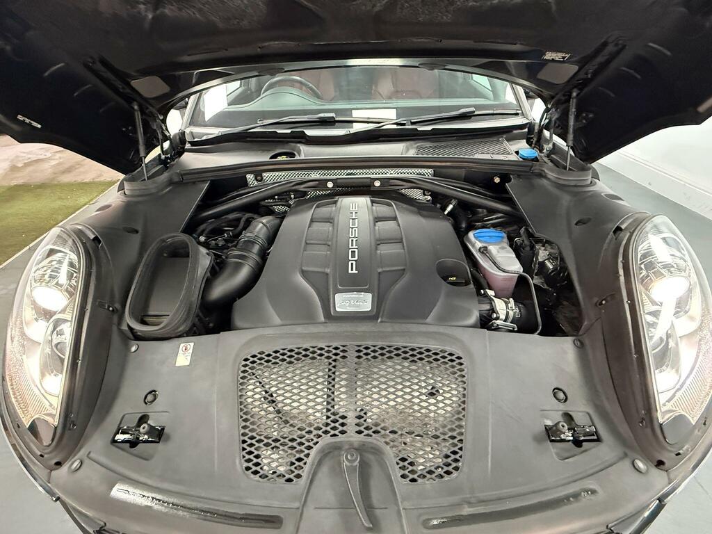 Porsche Macan S D 4Wd Black #27