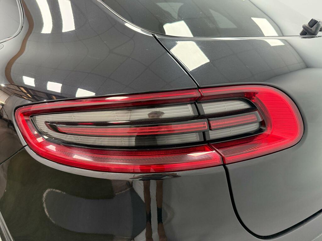 Porsche Macan S D 4Wd Black #40